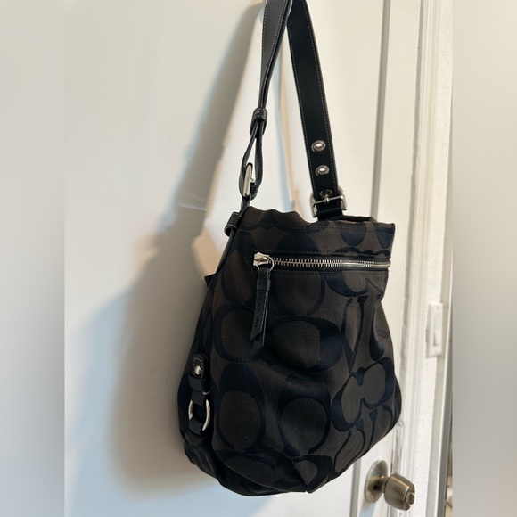 Coach Signature Duffle bag - Picture 5 of 9